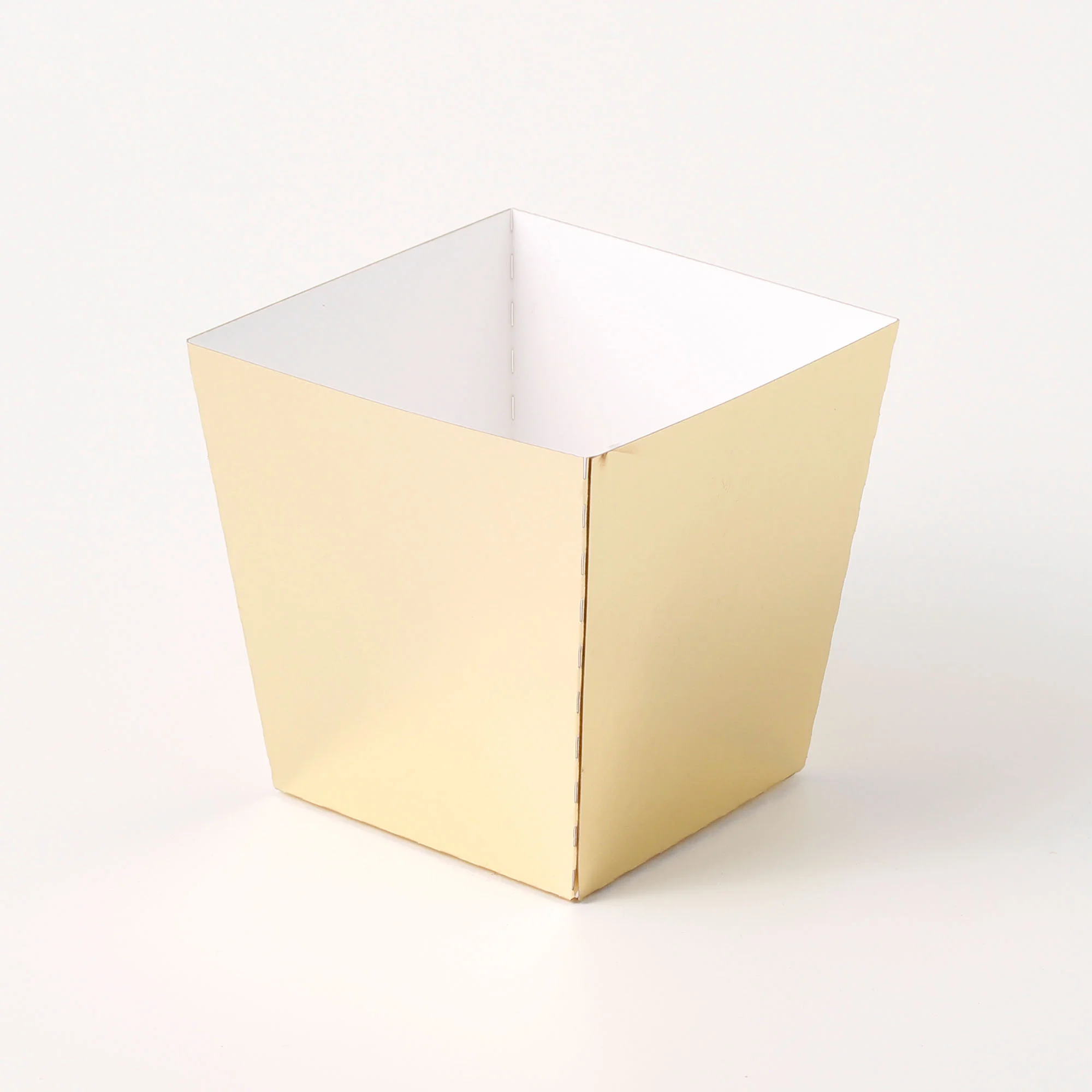 Cachepot Dourado - Metalizado Brilho ( 7,5 x 7,5 x 9,5 cm ) - 100 Unidades
