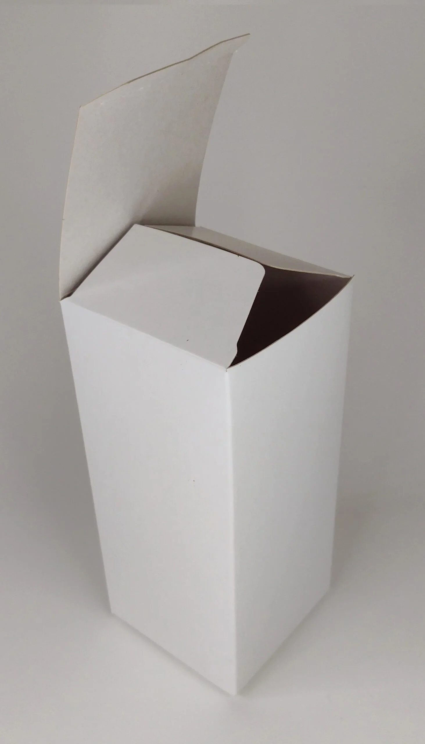Caixa Branca - Papel Triplex ( 7,5 x 7,5 x 17 cm ) - 50 Unidades - Imagem 2