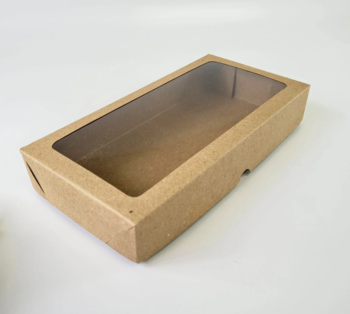 Caixa com Visor em Acetato - 18 brigadeiros (22,5cm x 11,4cm x 3,5cm) - 50 Unidades