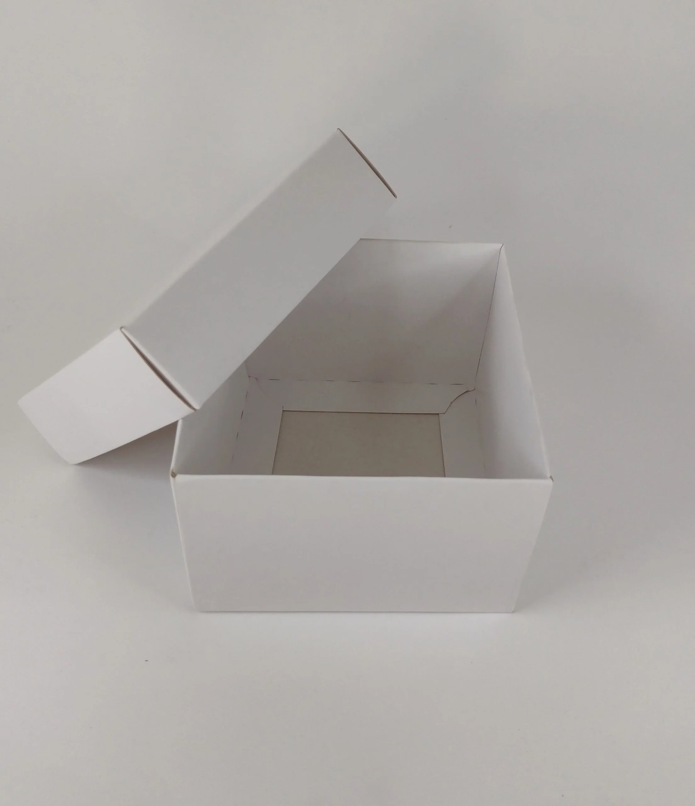 Caixa Branca - Tampa e Fundo (10 x 10 x 7 cm) - 50 unidades