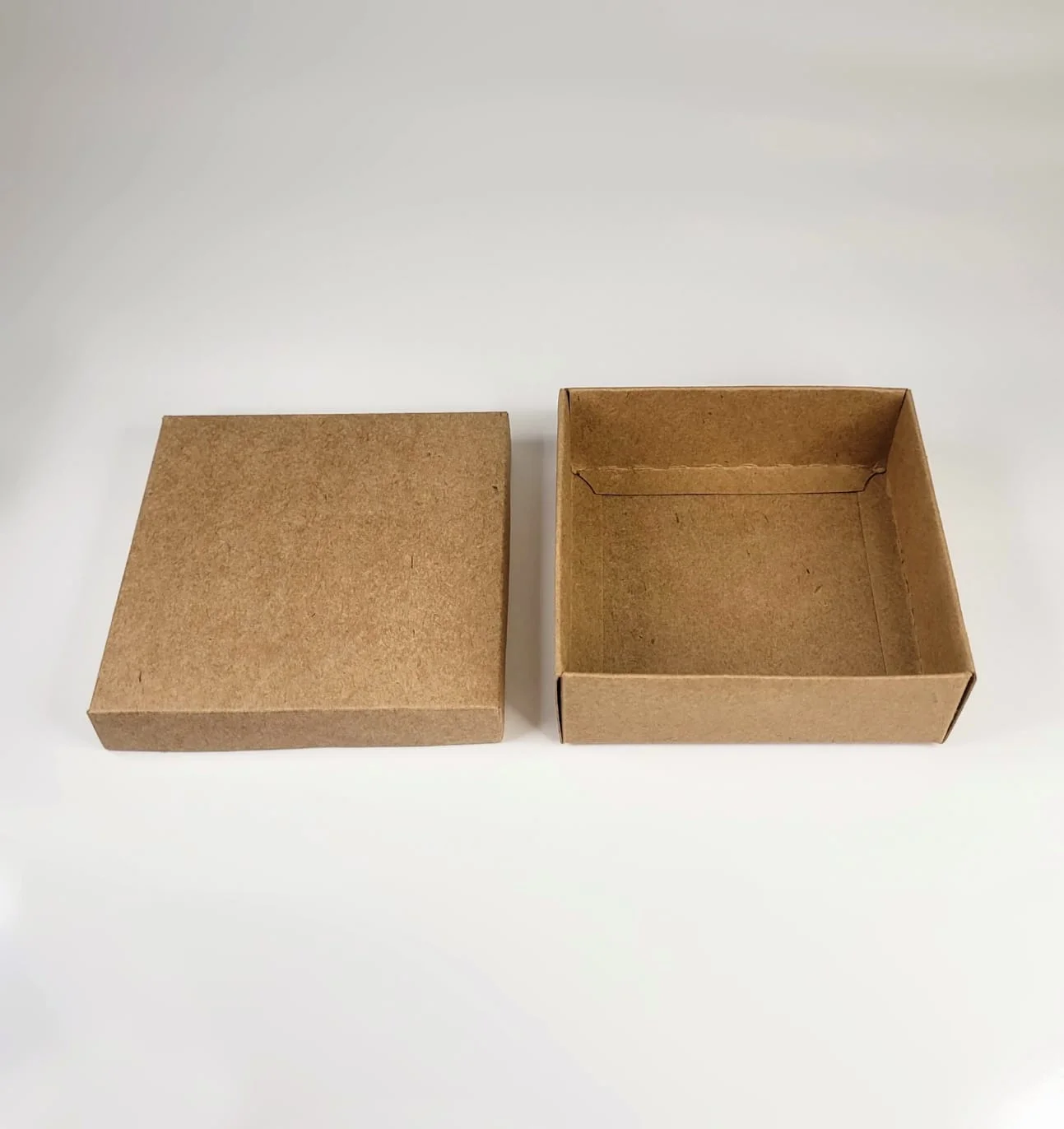 Caixa Kraft - Tampa e Fundo ( 9 x 9 x 3cm ) - 50 unidades - Imagem 5
